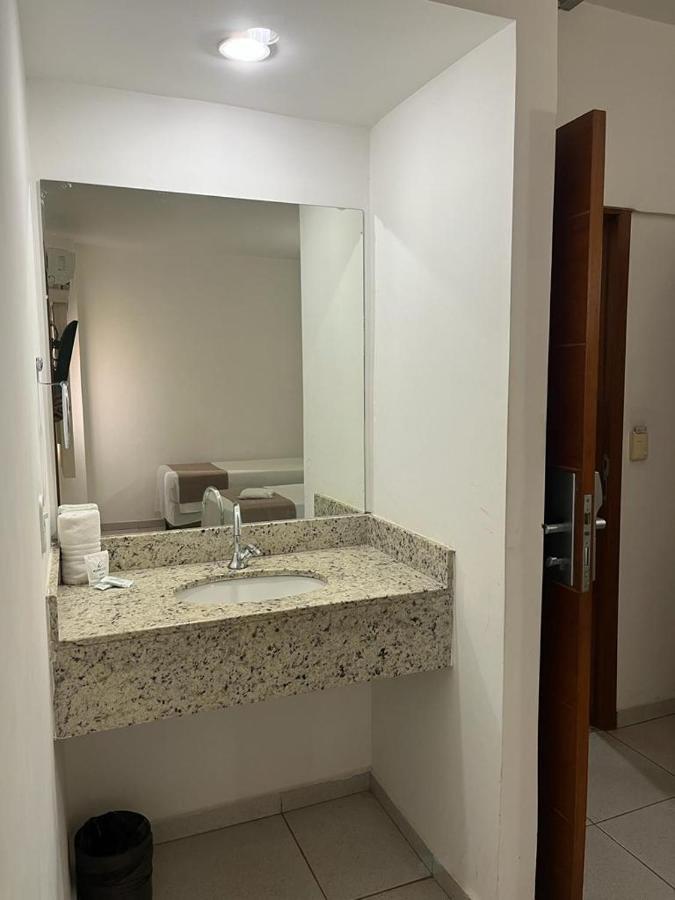 Larison Economy Hotel Pôrto Velho Luaran gambar